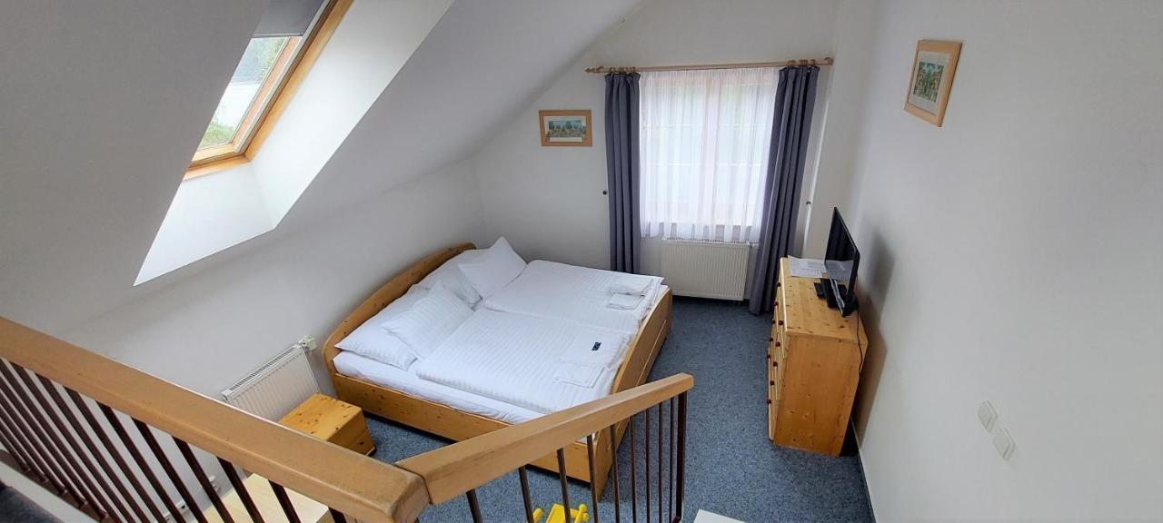 Hotel Vltava Frymburk Eksteriør bilde